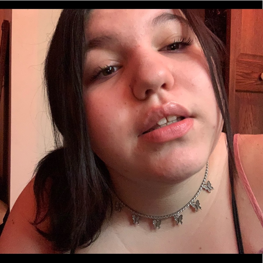 Meet your Posher, Angelina